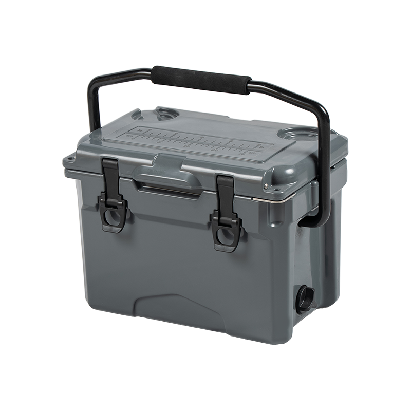 Ano ang Mga Pangunahing Tampok na Hahanapin sa isang Outdoor Cooler Box?